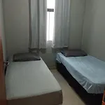 Casa Florida, Aeroporto
